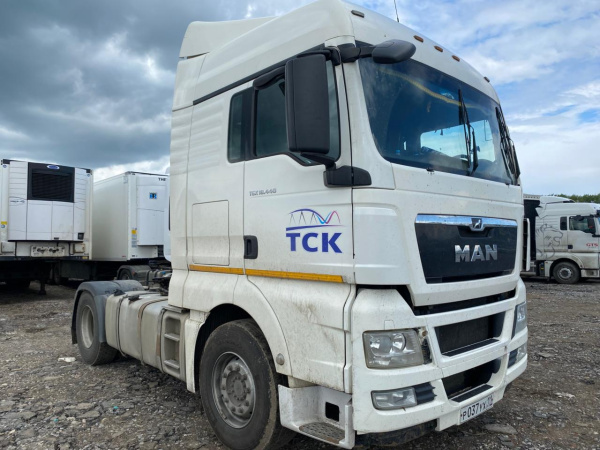 MAN TGX 4x2 Седельный тягач 18.400 4x2 BLS — Б/У, 2019 г.