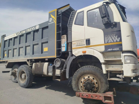 FAW J6 6x6 Самосвал CA3250P66K24L1TE5 — Б/У, 2022 г.