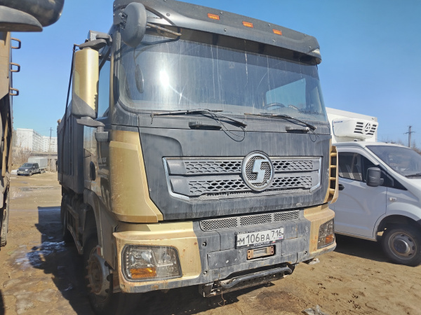Shacman (Shaanxi) SX32586T384 6x4 Самосвал — Б/У, 2021 г.