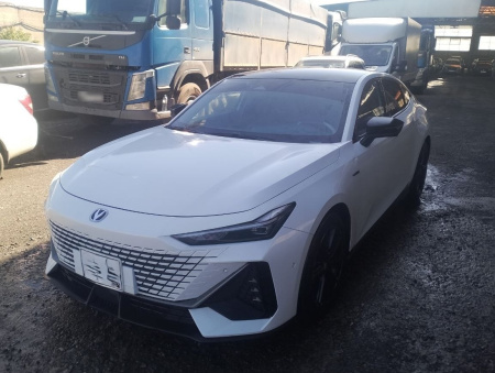CHANGAN DLX 1.5T 7DCT (I поколение) — Б/У, 2024 г.
