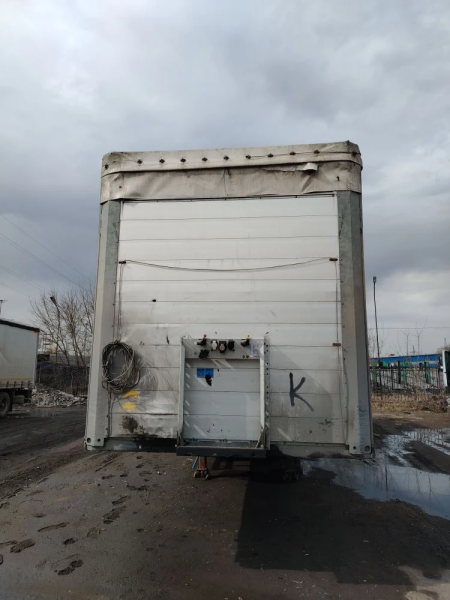 Schmitz Cargobull 9084 Полуприцеп шторный — Б/У, 2017 г.