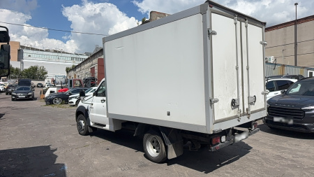 UAZ Фургон-рефрижератор Стандарт двускатный мост 4х2 2.7 5MT — Б/У, 2024 г.