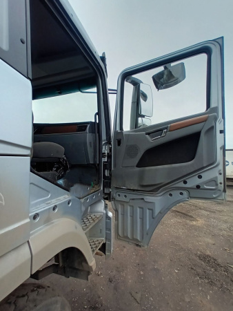 Shacman (Shaanxi) SX 8x4 Самосвал SX33186V366 — Б/У, 2023 г.