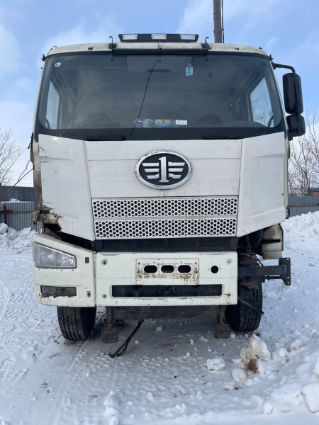 FAW J6 8x4 Самосвал CA3310P66K24T4E5 — Б/У, 2023 г.