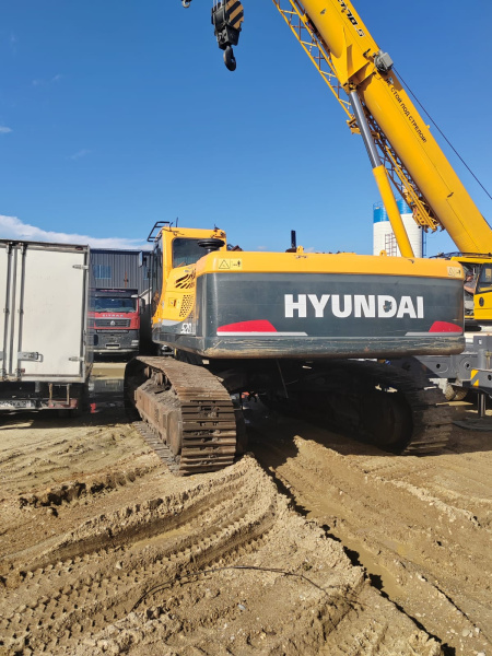 Hyundai R520 Экскаватор R520LC-9S — Б/У, 2022 г.