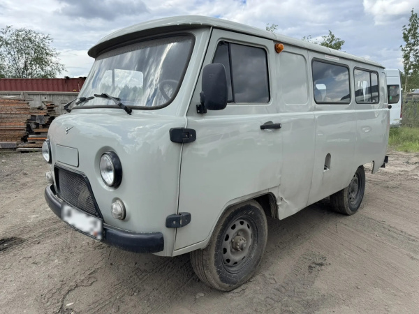 UAZ 220695-04 (8+1 мест) — Б/У, 2024 г.