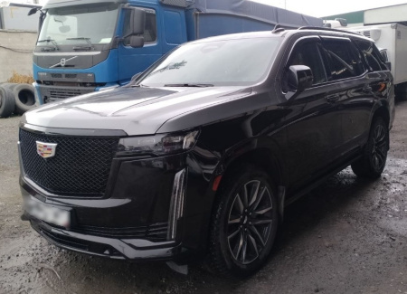 CADILLAC 6.2 V8 Sport Platinum — Б/У, 2021 г.