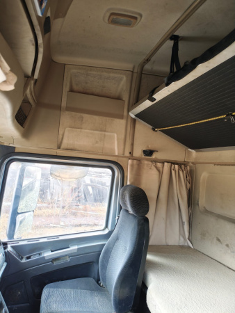 Shacman (Shaanxi) SX 6x4 Седельный тягач SX42584V324 — Б/У, 2023 г.