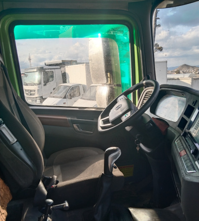 Shacman (Shaanxi) SX 8x4 Самосвал SX331863366 — Б/У, 2024 г.