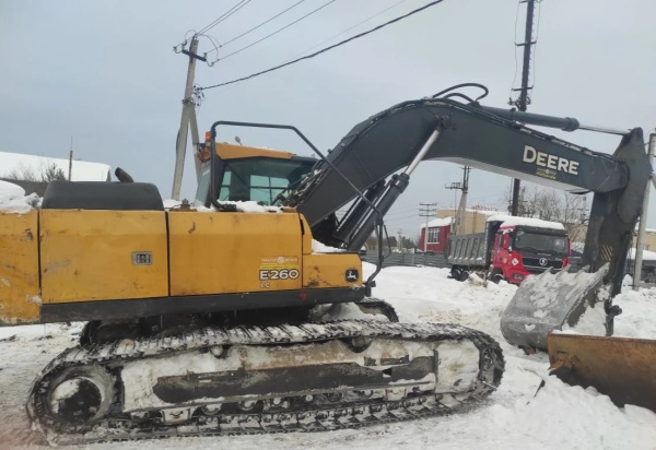 JOHN DEERE E260LC Экскаватор — Б/У, 2018 г.