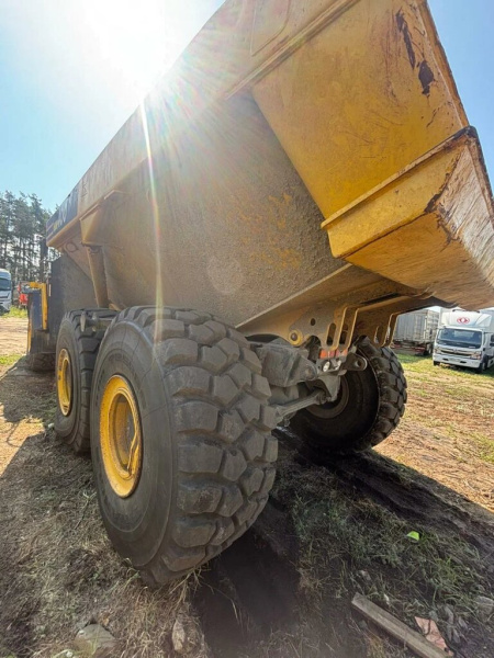 KOMATSU HM400 Шарнирно-сочленённый самосвал HM400-5 — Б/У, 2021 г.