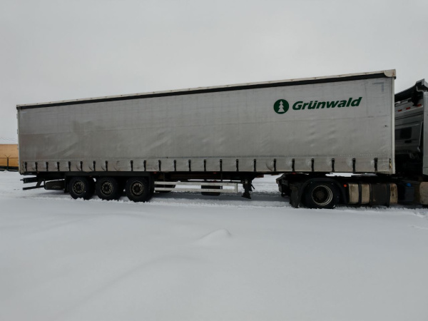 Grunwald 9453 Полуприцеп бортовой 9453-0000010-10 — Б/У, 2024 г.