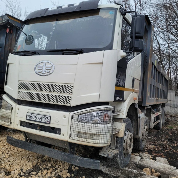 FAW CA 3310 8x4 Самосвал — Б/У, 2023 г.
