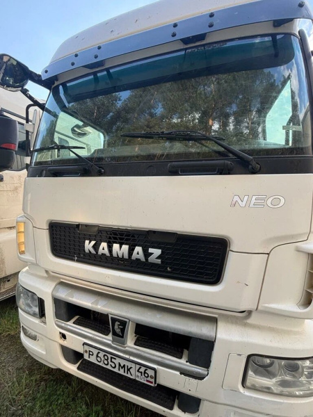КамАЗ 5490 4x2 Седельный тягач 5490-032-87 NEO — Б/У, 2017 г.