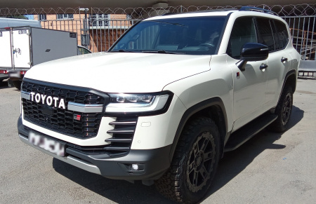 TOYOTA GR Sport 3.3d АКП — Б/У, 2021 г.