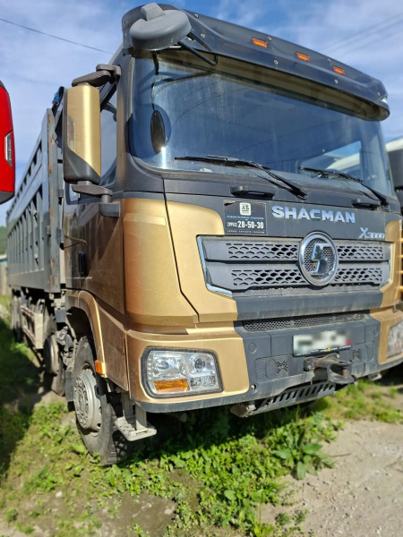 Shacman (Shaanxi) SX* 8x4 Самосвал — Б/У, 2022 г.