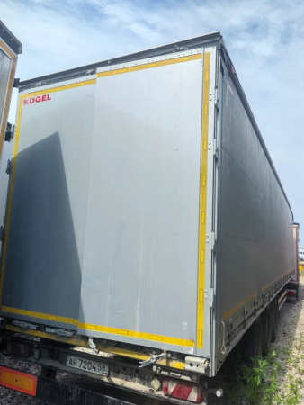 Kogel Cargo Полуприцеп бортовой/шторный S24P90/1100 — Б/У, 2023 г.