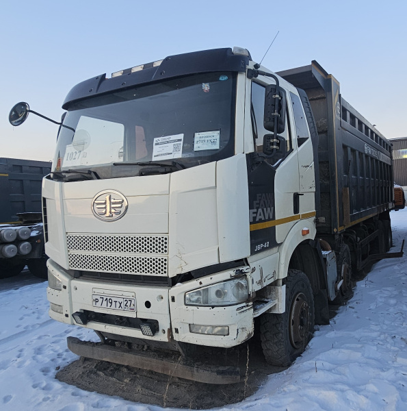 FAW J6* 8x4 Самосвал — Б/У, 2022 г.