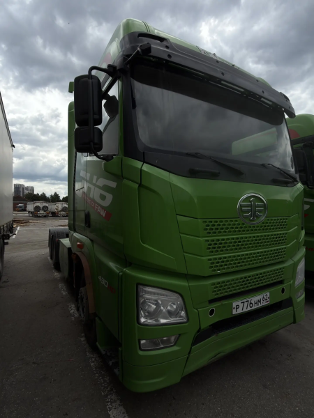 FAW JH6 6x4 Седельный тягач CA4250P25K15T1NE5A80 — Б/У, 2023 г.