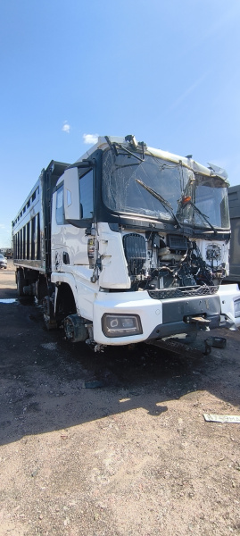 Shacman (Shaanxi) SX 8x4 Самосвал SX33186V366 — Б/У, 2024 г.