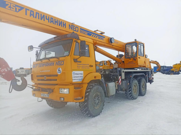 Галичский автокрановый завод (ГАКЗ) КС-55713 на шасси КамАЗ 43118 6x6 Автокран КС-55713-5Л-1 — Б/У, 2022 г.
