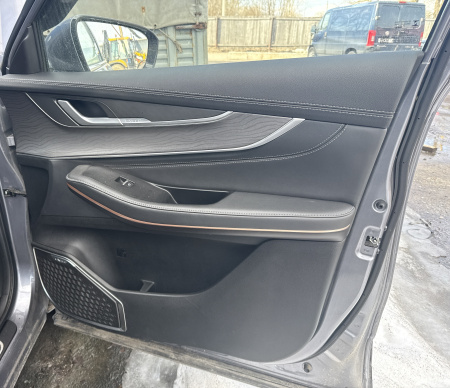 EXEED Luxury 1.5T CVT 2WD — Б/У, 2023 г.