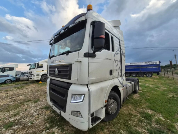 SITRAK C7H 4x2 Седельный тягач ZZ4186V361HE — Б/У, 2023 г.
