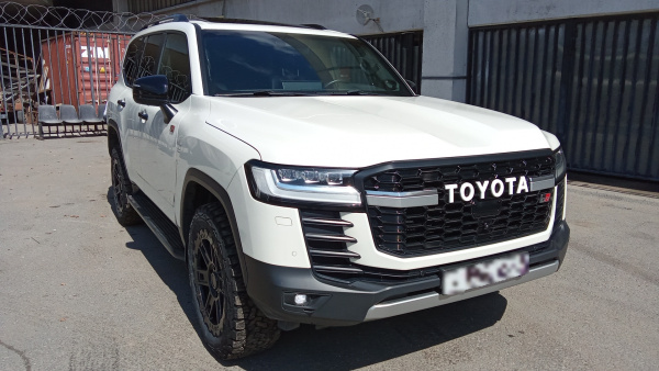 TOYOTA GR Sport 3.3d АКП — Б/У, 2021 г.