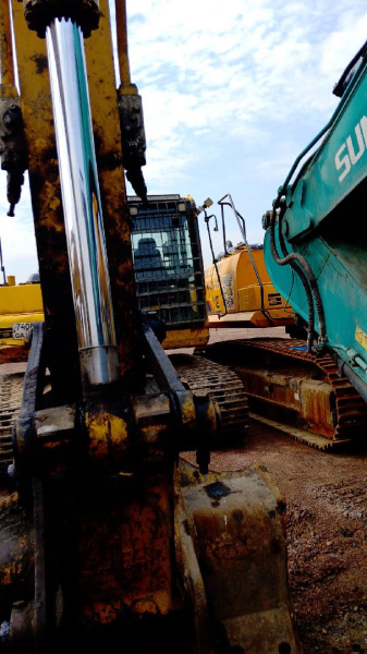 Komatsu (Комацу) PC210-10M0 — Б/У, 2022 г. (Санкт-Петербург, 9963 км)