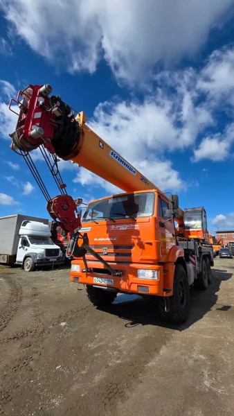 Клинцовский автокрановый завод (КАЗ) КС-55713 на шасси КамАЗ 43118 6x6 Автокран КС-55713-5К-4 — Б/У, 2022 г.