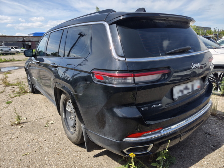 JEEP Laredo 3.0 V6 8AT — Б/У, 2022 г.