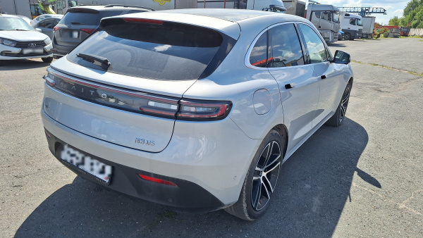 AITO Ultimate 4WD (I Поколение) — Б/У, 2023 г.