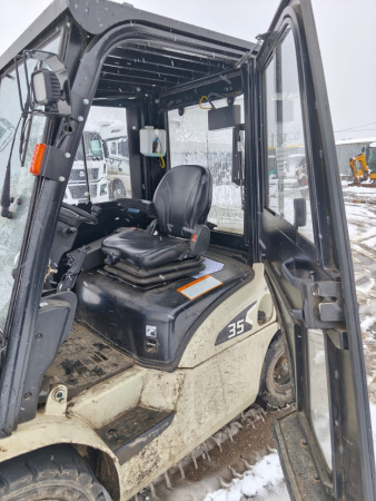 TFN CPCD Вилочный погрузчик CPCD35-XRW55F — Б/У, 2022 г.