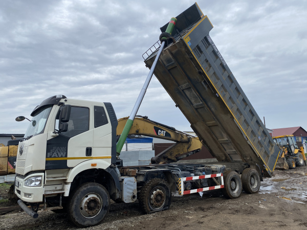 FAW CA 3310 8x4 Самосвал — Б/У, 2023 г.