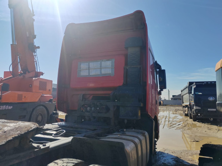 BEIBEN ND 6x4 Седельный тягач ND4250BD5J7Z25 — Б/У, 2023 г.