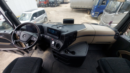 MERCEDES-BENZ Actros 1845LS 4x2 Седельный тягач — Б/У, 2020 г.