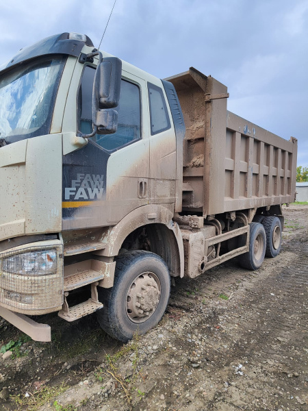 FAW J6 6x6 Самосвал CA3250P66K24L1TE5 — Б/У, 2023 г.