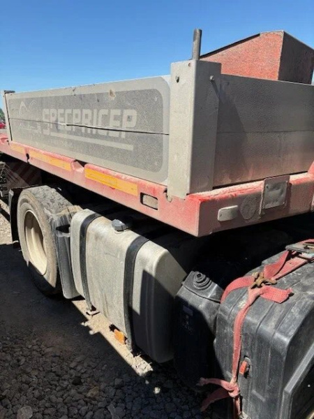 Спецприцеп 9942 Полуприцеп тяжеловоз 4 оси 9942L4 — Б/У, 2023 г.