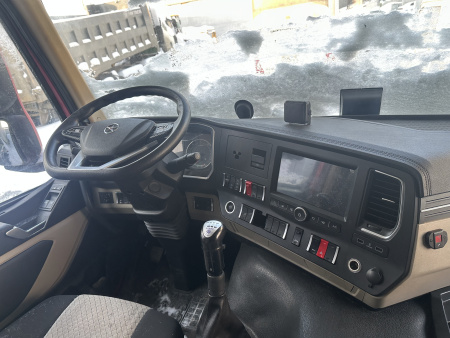 DAYUN CGC4180 4x2 Седельный тягач (Дизельный двигатель) — Б/У, 2023 г.