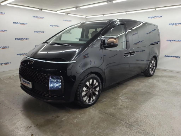 Hyundai Staria — Б/У, 2021 г. (Москва, 64195 км)