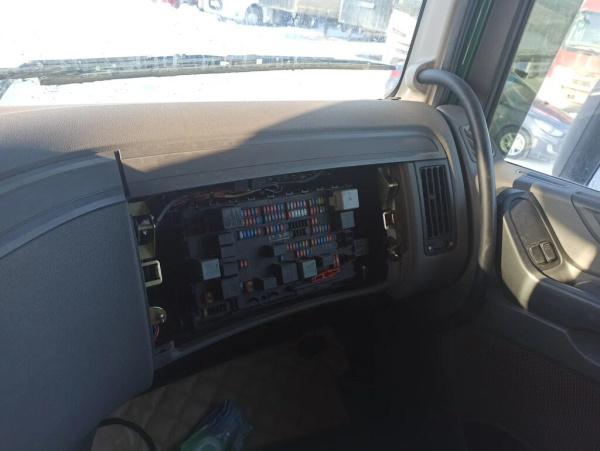 DAF XF 4x2 Седельный тягач XF 460 FT — Б/У, 2017 г.