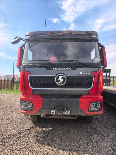 Shacman (Shaanxi) SX 8x4 Самосвал SX331863366 — Б/У, 2024 г.