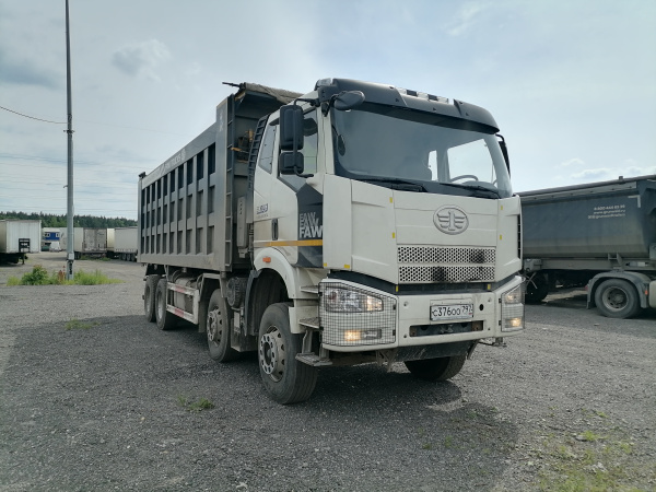 FAW J6 8x4 Самосвал СА3310Р66K24T4E5 — Б/У, 2023 г.
