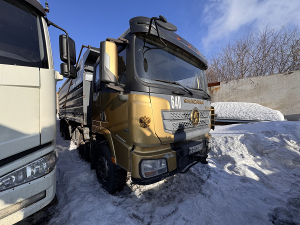 Shacman (Shaanxi) X3000 8x4 Самосвал — Б/У, 2021 г.