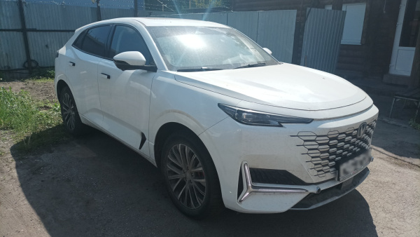 CHANGAN Tech 2.0 8AT AWD (I поколение) — Б/У, 2023 г.