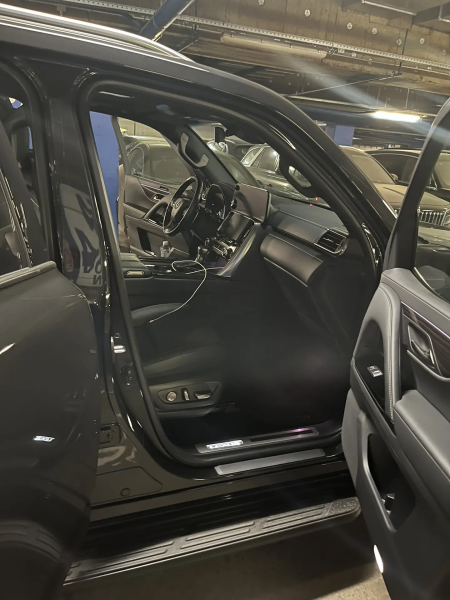 Lexus LX600 Luxury — Б/У, 2024 г.