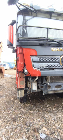 Shacman (Shaanxi) SX 6x6 Седельный тягач SX42584DV385 — Б/У, 2022 г.