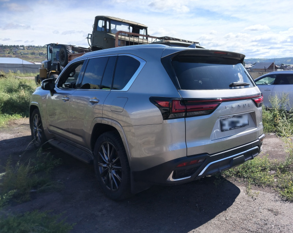 LEXUS F SPORT — Б/У, 2023 г.