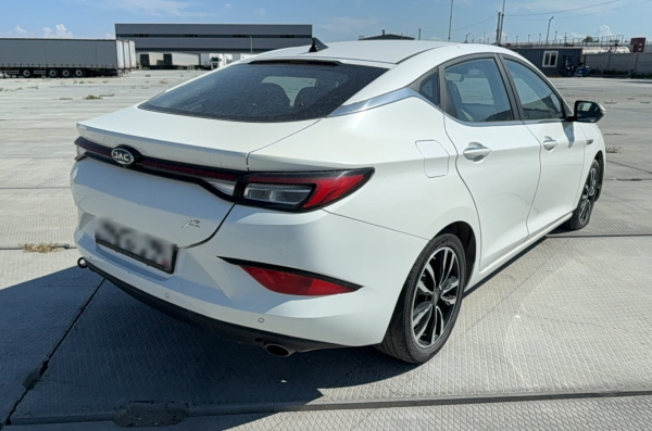 JAC Luxury 1.5 CVT (I поколение) — Б/У, 2023 г.