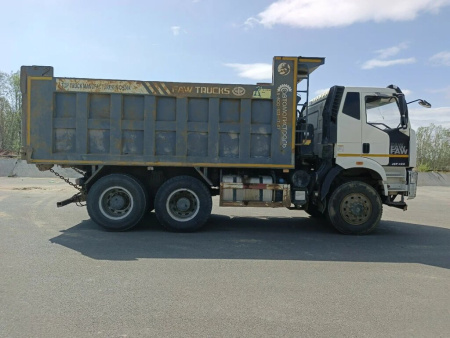 FAW J6 6x6 Самосвал CA3250P66K24L1TE5 — Б/У, 2023 г.